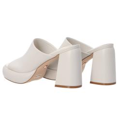 Sandali GU241 sabot tacco largo Off white
