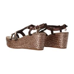 Sandali GC 675 zeppa Marrone