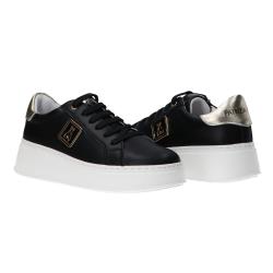 Sneakers PP853 vitello palisson Nero