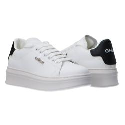 Sneakers Addict in action leather Nero