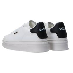 Sneakers Addict in action leather Nero