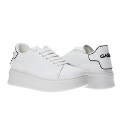 Sneakers Addict in action leather Bianco nero monogram