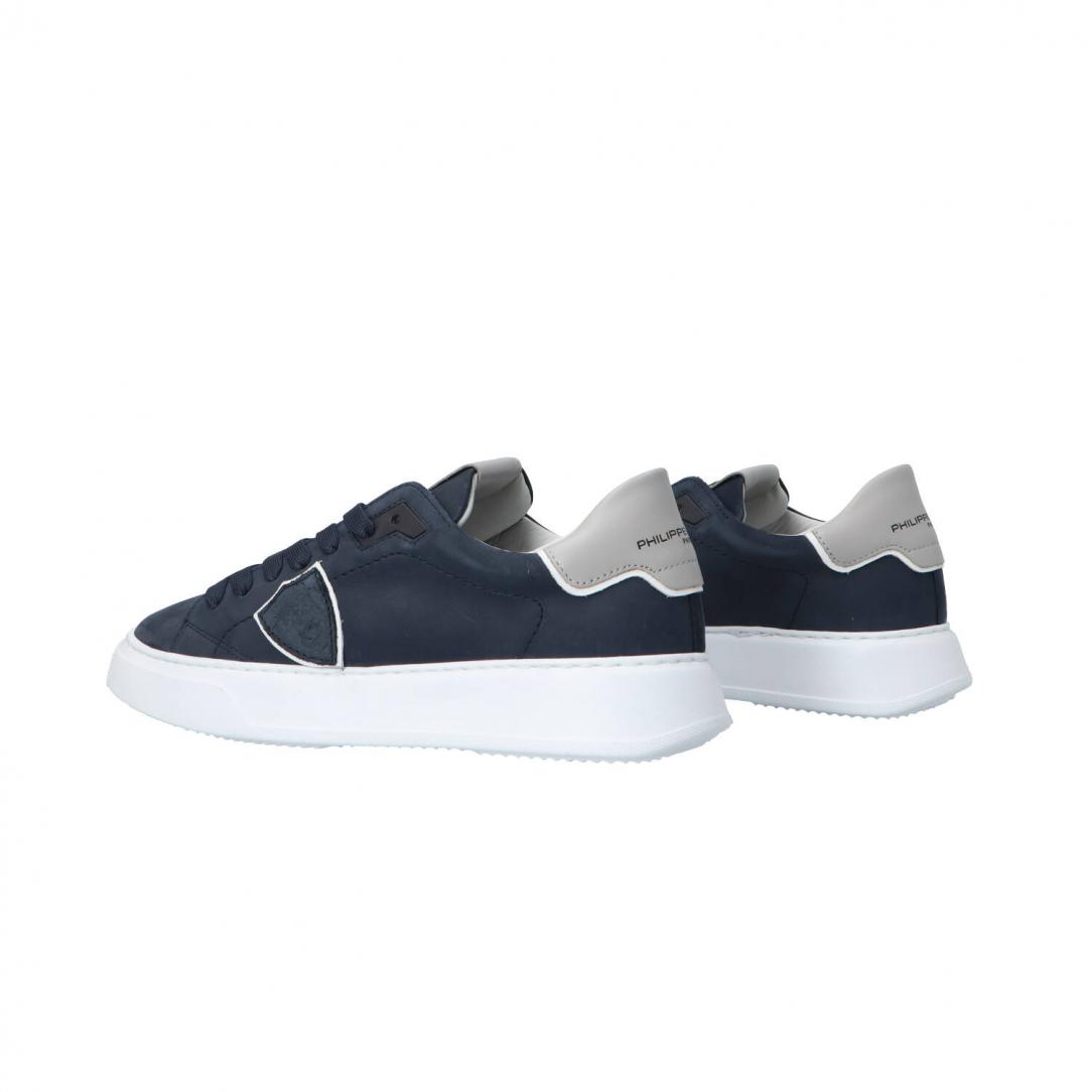 Temple low man Blu suede 4