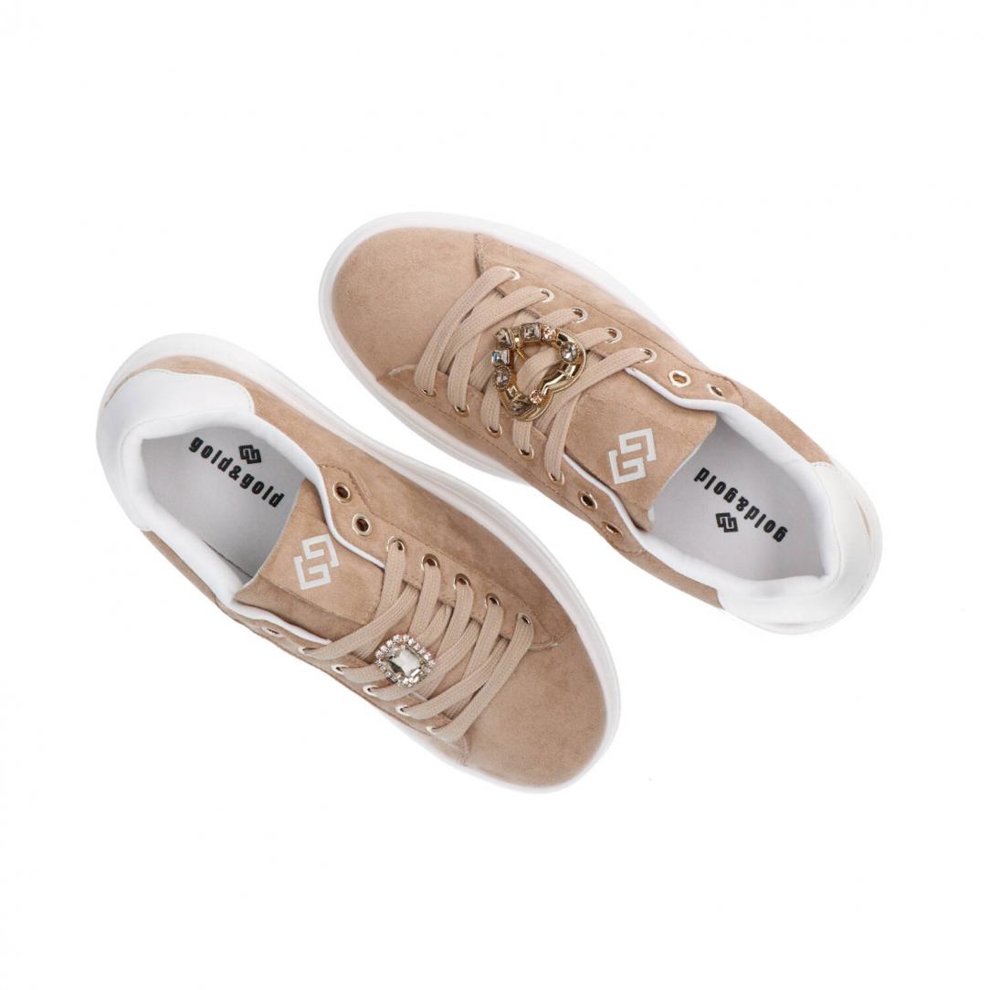 GB989 suede heart charm logo Beige 5