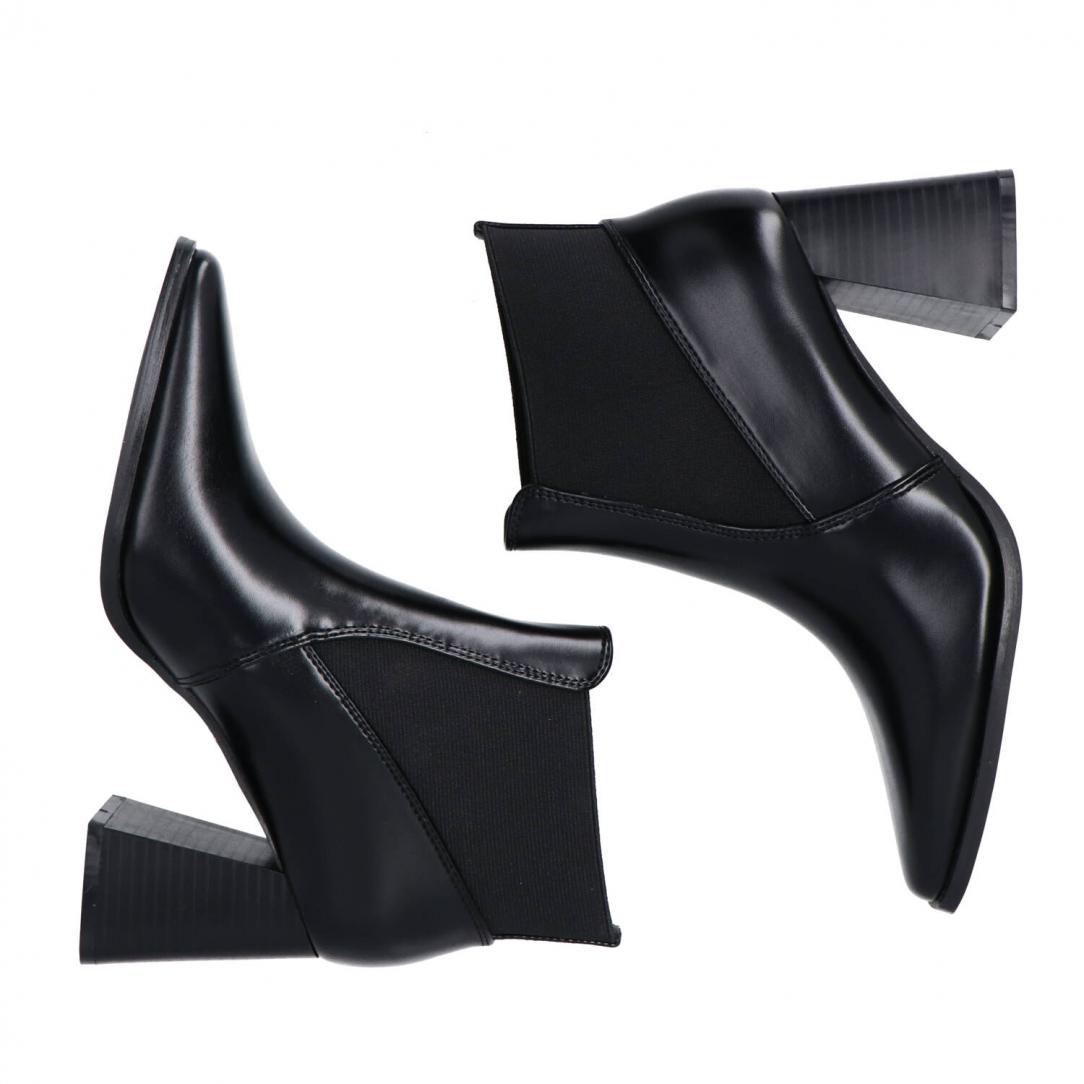 GV93 Stiletto tacco largo Nero 5