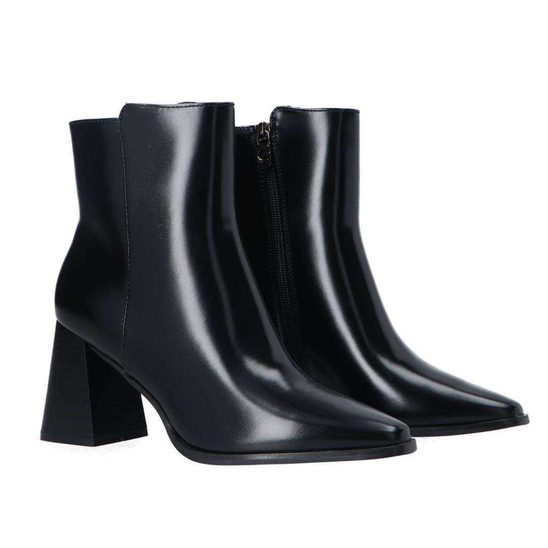 GV95 stiletto ecoleather Nero 2