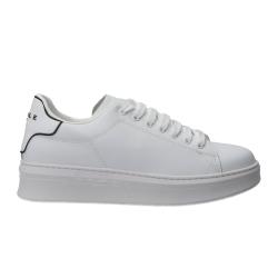 Gaelle Paris Sneakers GACAM00150 LOGO POST Bianco
