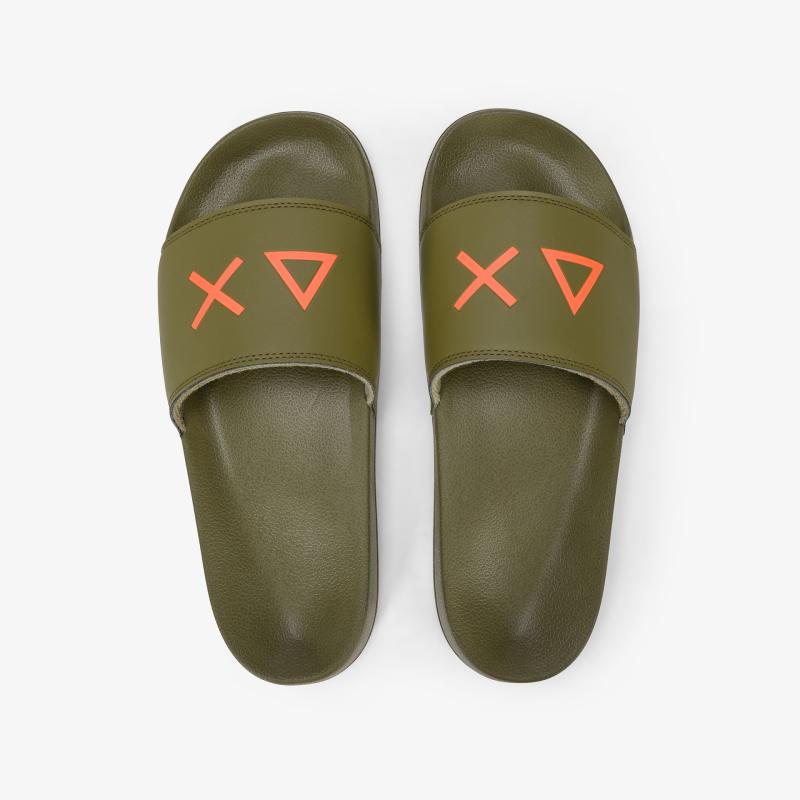 X36110 SLIPPERS LOGO Verde militare