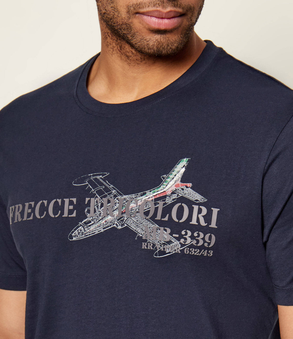 TS2541UJ00727