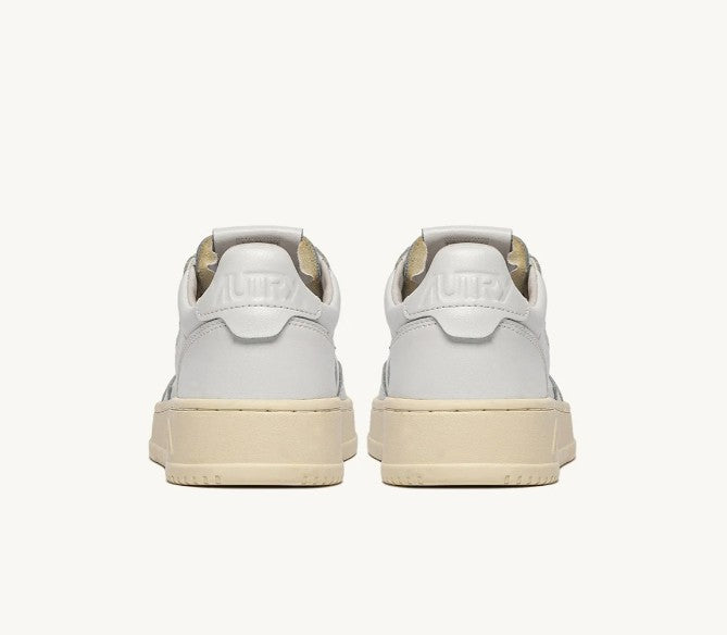 Sneakers Autry AULW LL15 MEDALIST LOW