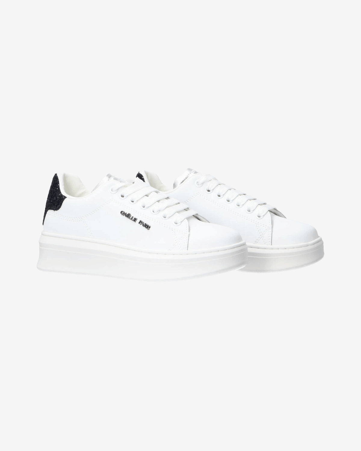 Sneakers Addict in action leather ai25