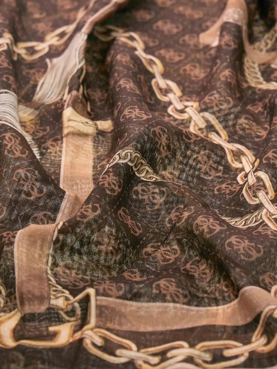 Foulard Guess AW5537POL03 PRINTED KEFIAH 120X120