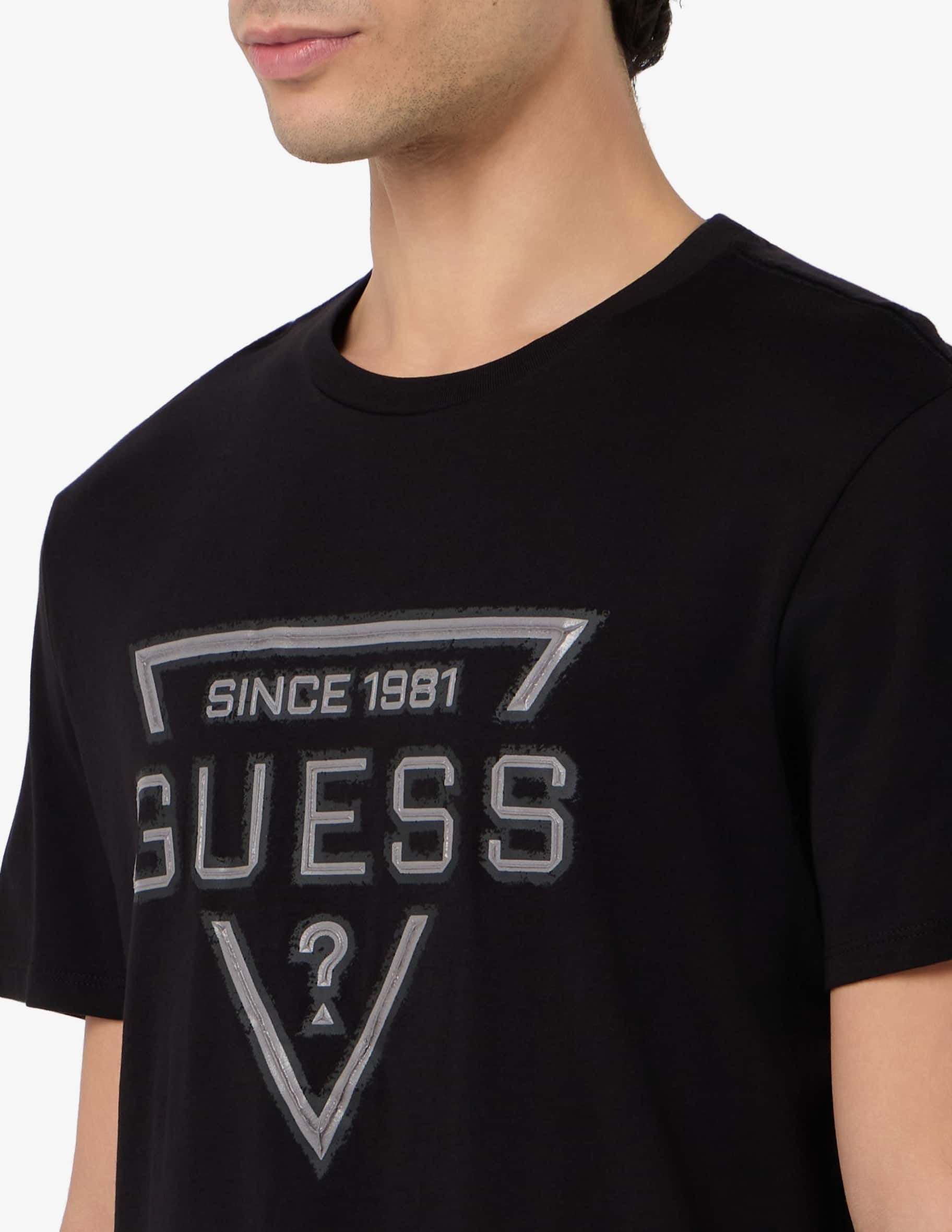 T-shirt Guess M6RI09I3Z14 SS BSC PAINTED TRIANGLE
