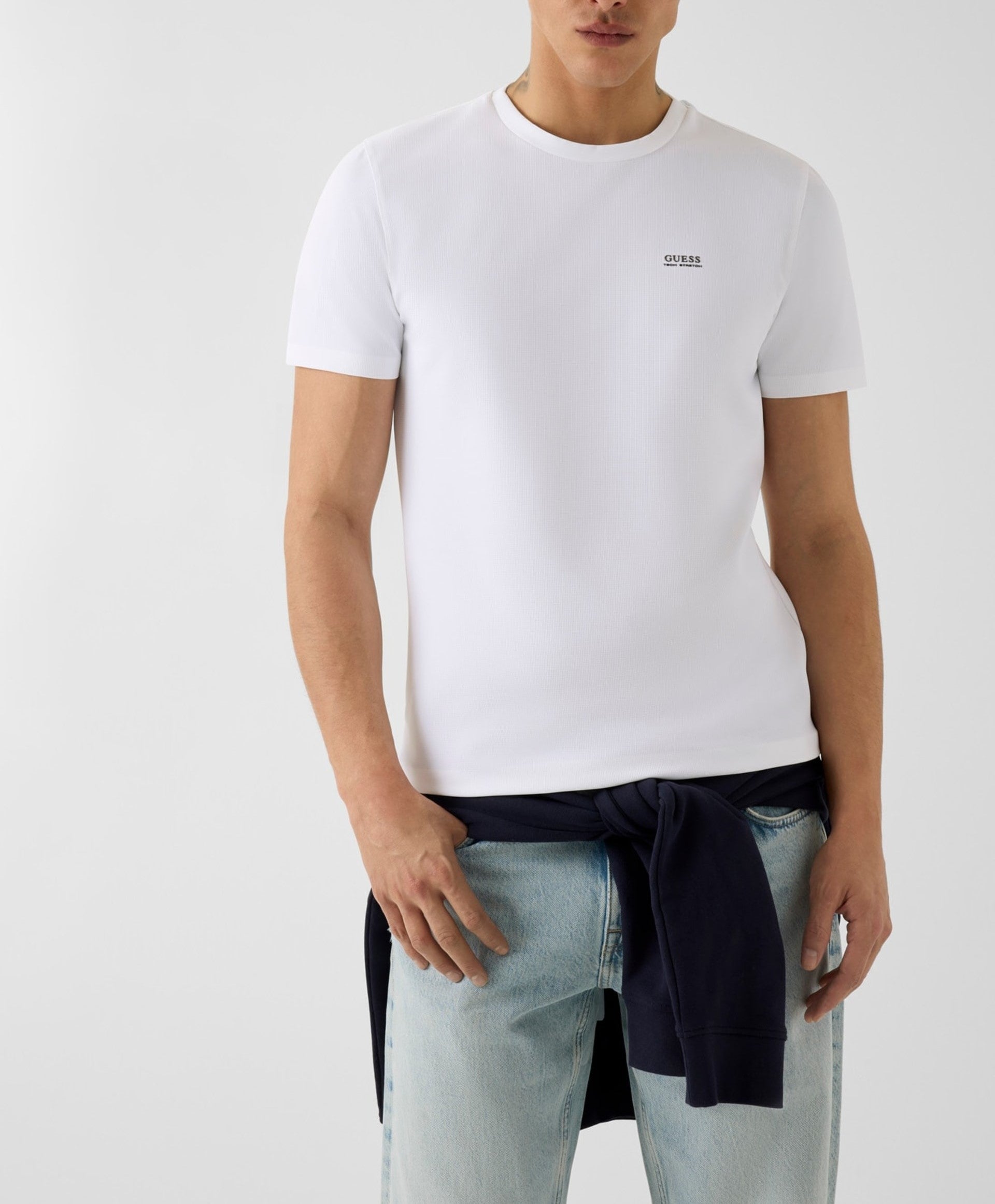 T-shirt Guess M6RI19KD202 SS CN NEW TECH STRETCH TEE