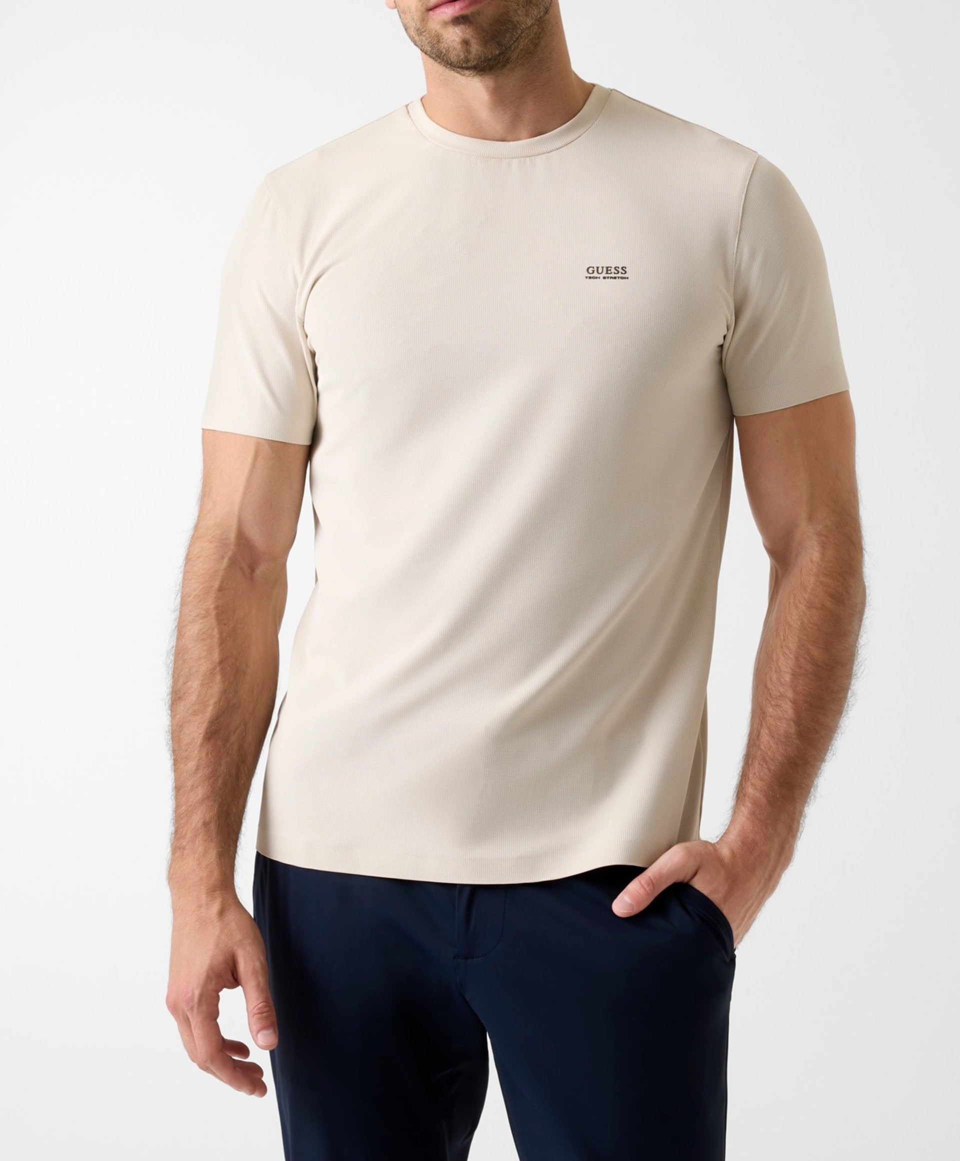 T-shirt Guess M6RI19KD202 SS CN NEW TECH STRETCH TEE