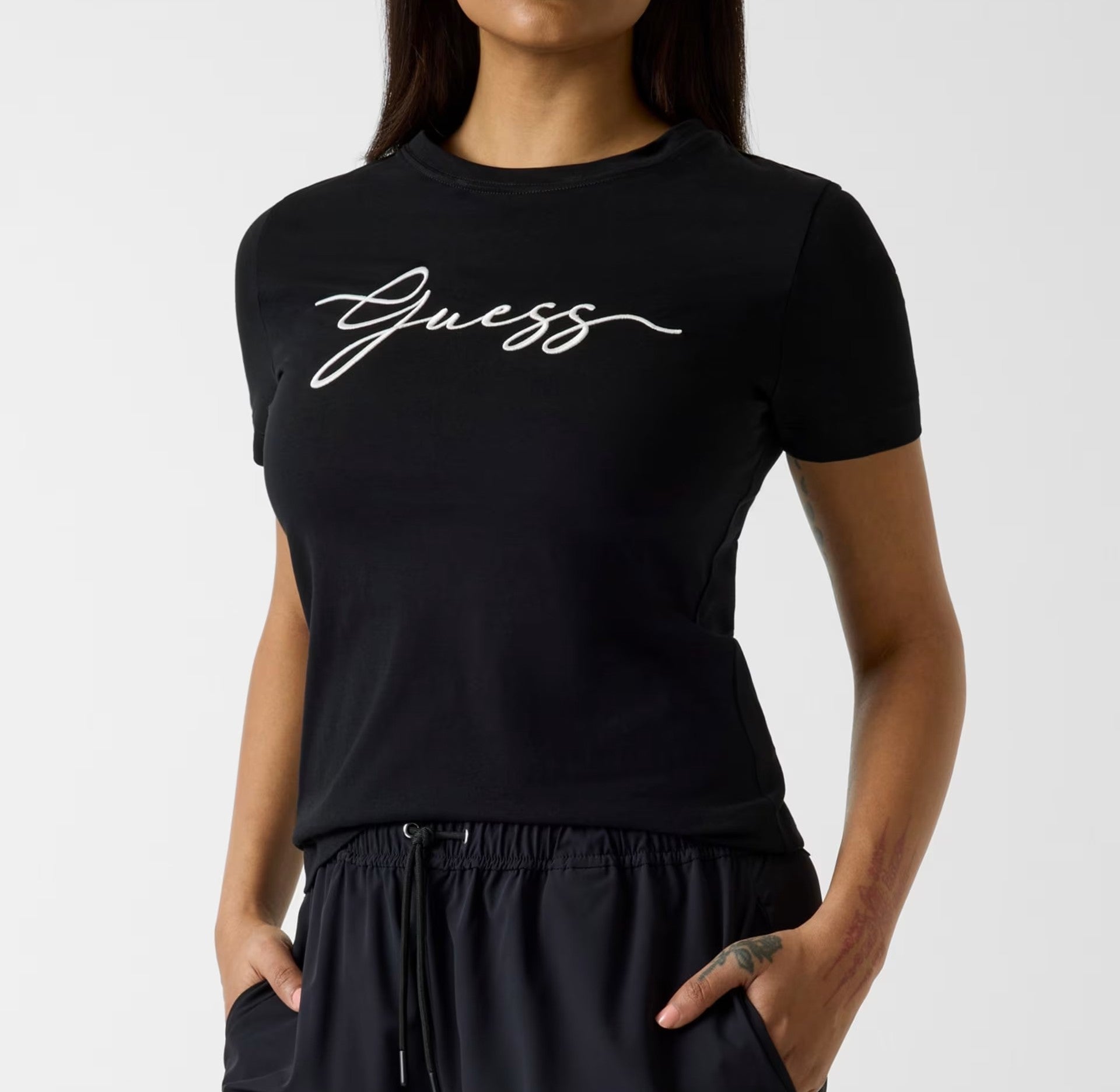 V6GI01K2962 CIRCLE SS CN T-SHIRT