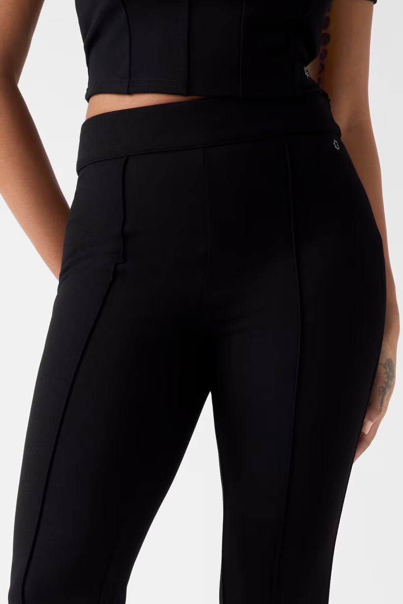 Pantaloni Guess W4YB01KCBO2 NEW FLARED EVELINA PANT