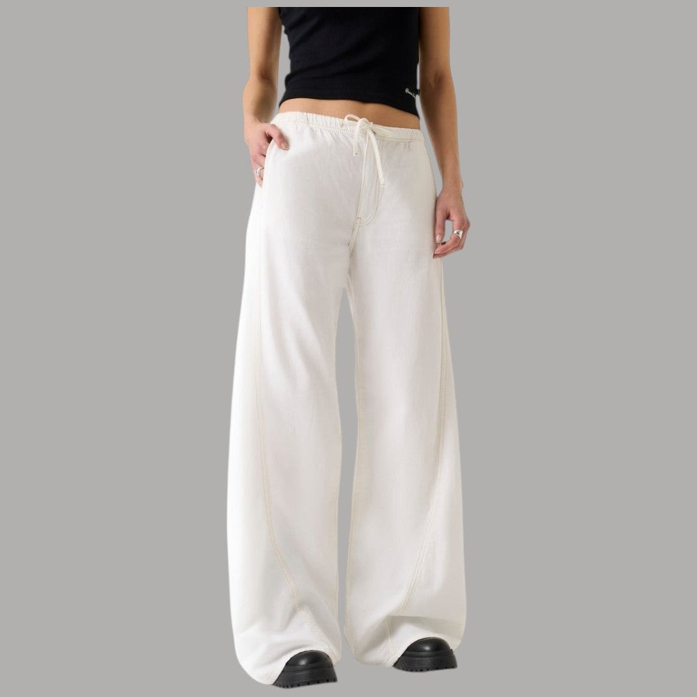 Pantaloni Guess W6GA2JD5NW2 GJ LR JOGGER TWISTED EXSTRAWIDE - foto indossata