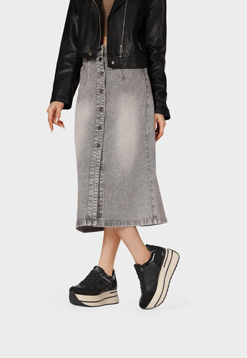 Sneakers Queen Helena X35-32 PLAT ALTA LOGATA