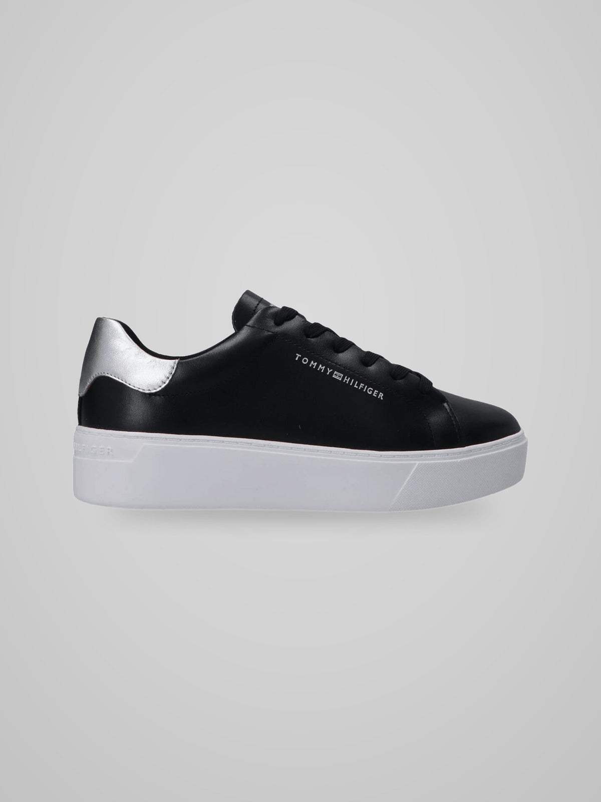 Essential Platform Court Sneaker