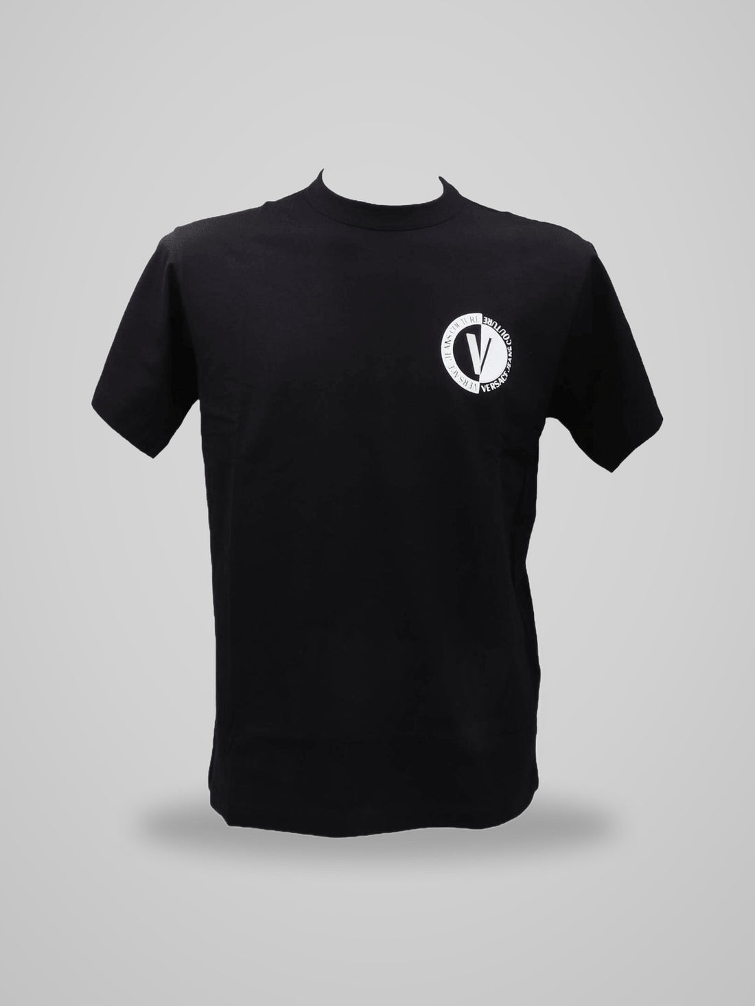 T-shirt 75GAHG07 NEW V EMBLEM - foto indossata