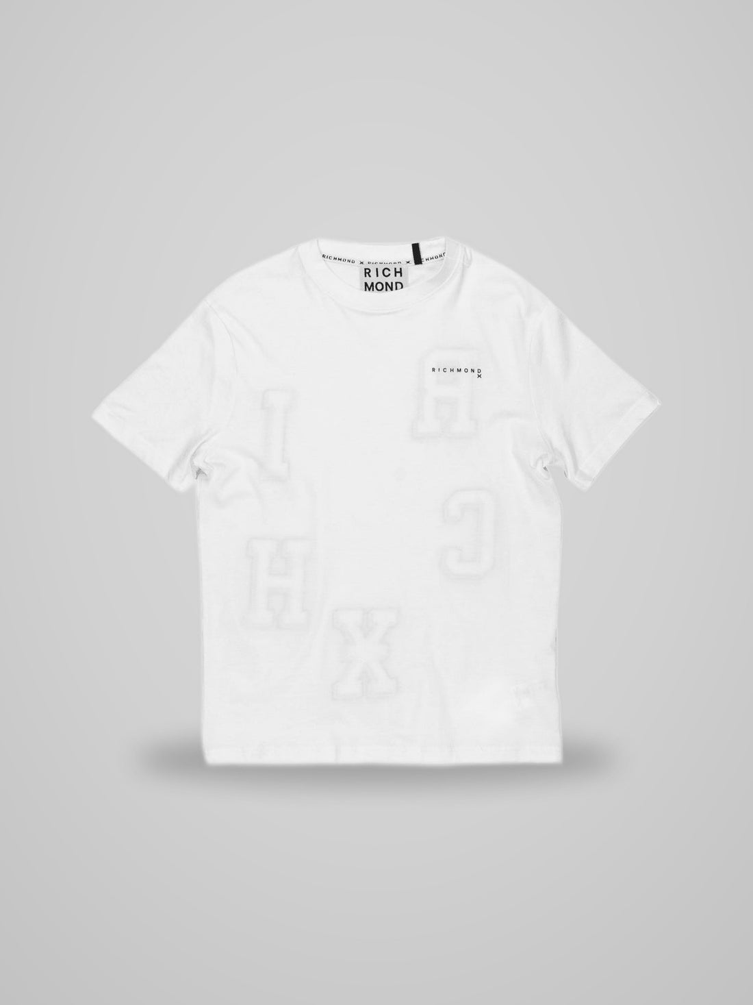 T-SHIRT BORIM BOXY - foto indossata