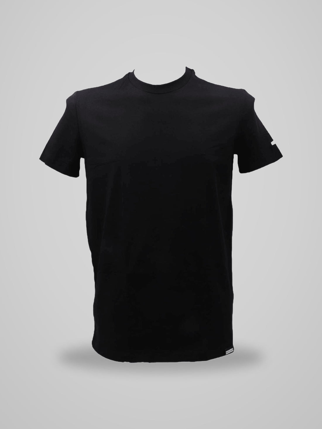 T-shirt D9M205190 BASIC - foto indossata