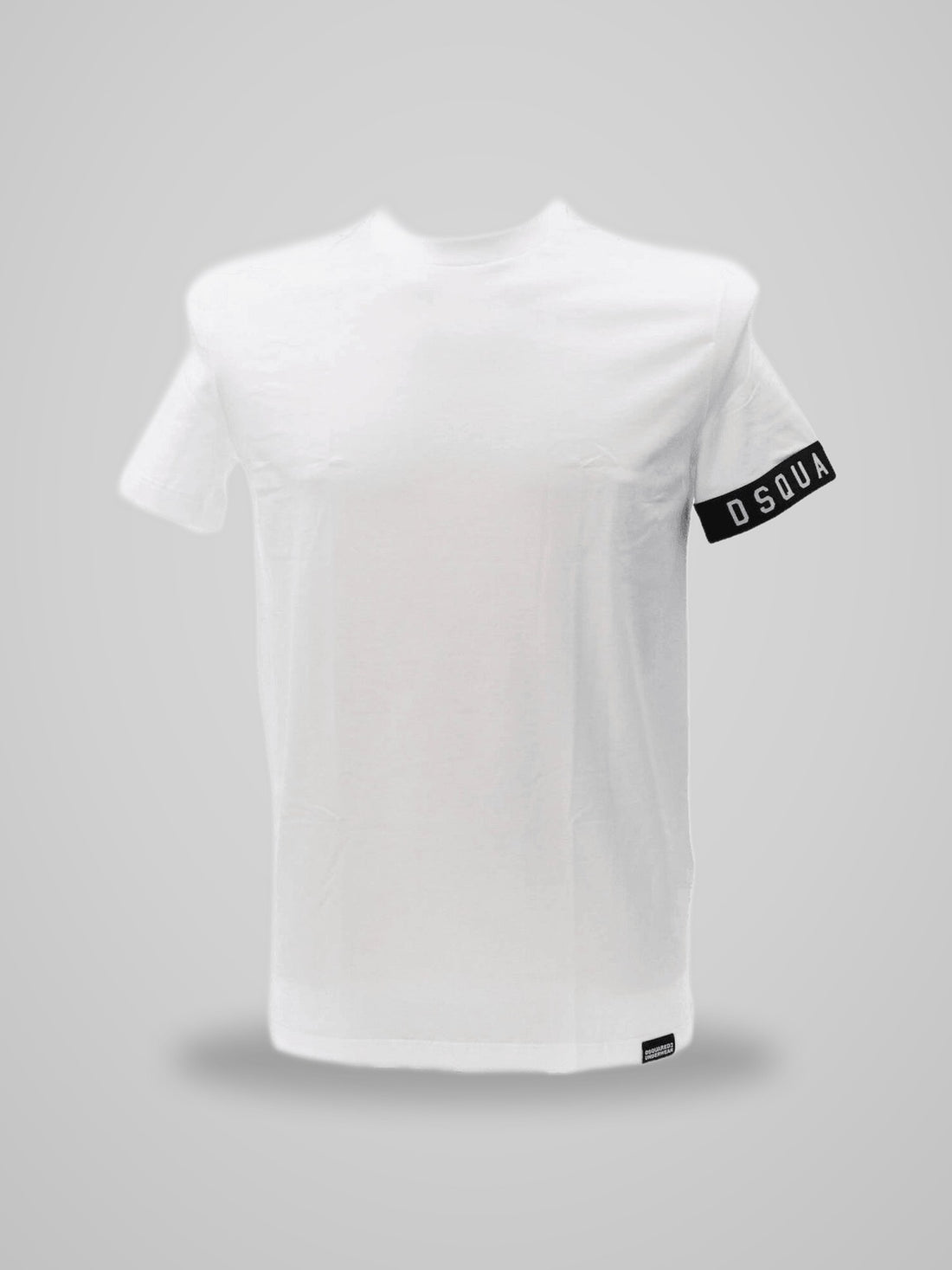 T-shirt D9M3S562 T-SHIRT - foto indossata
