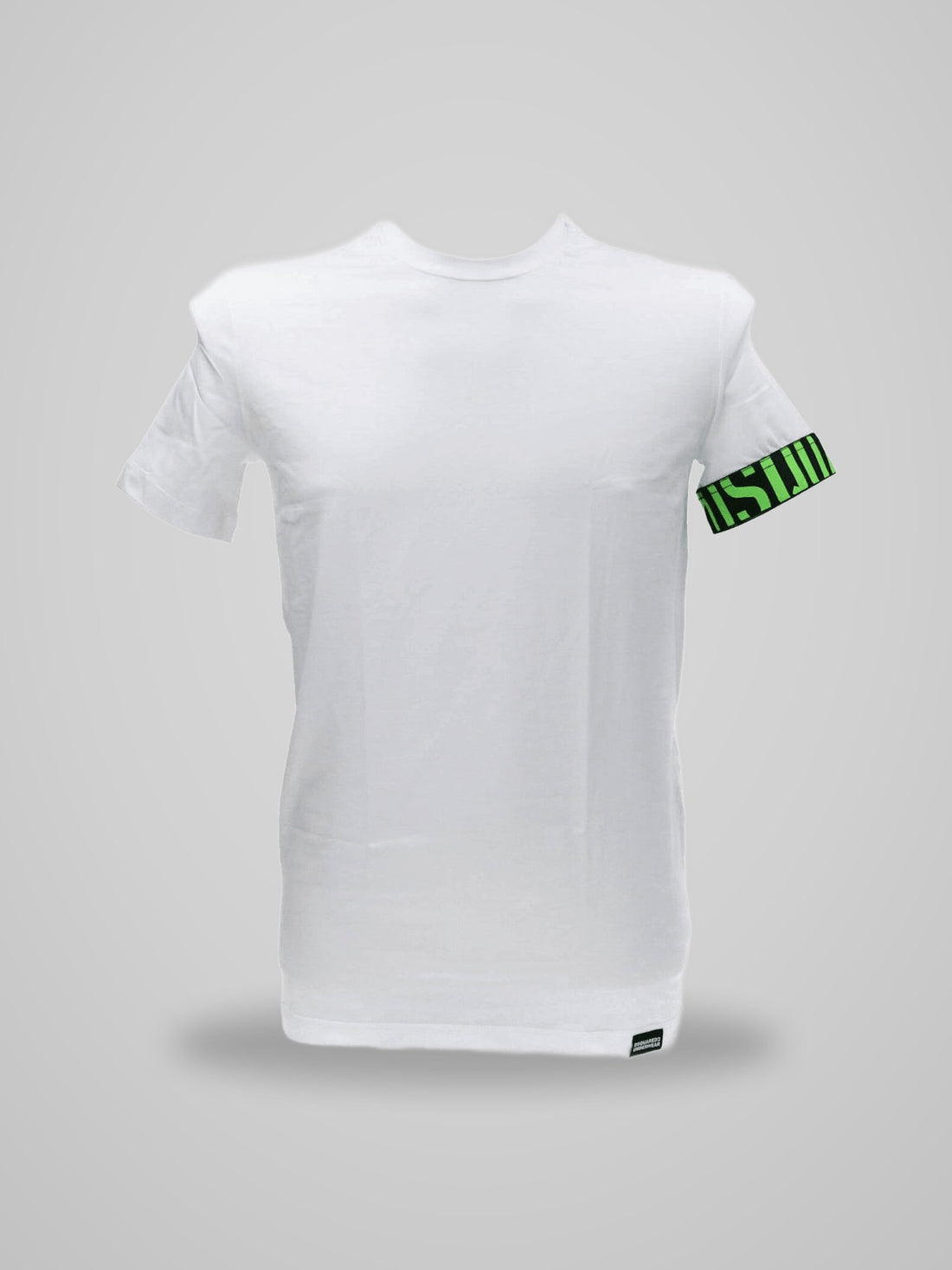 T-shirt D9M3S5770 T-SHIRT - foto indossata