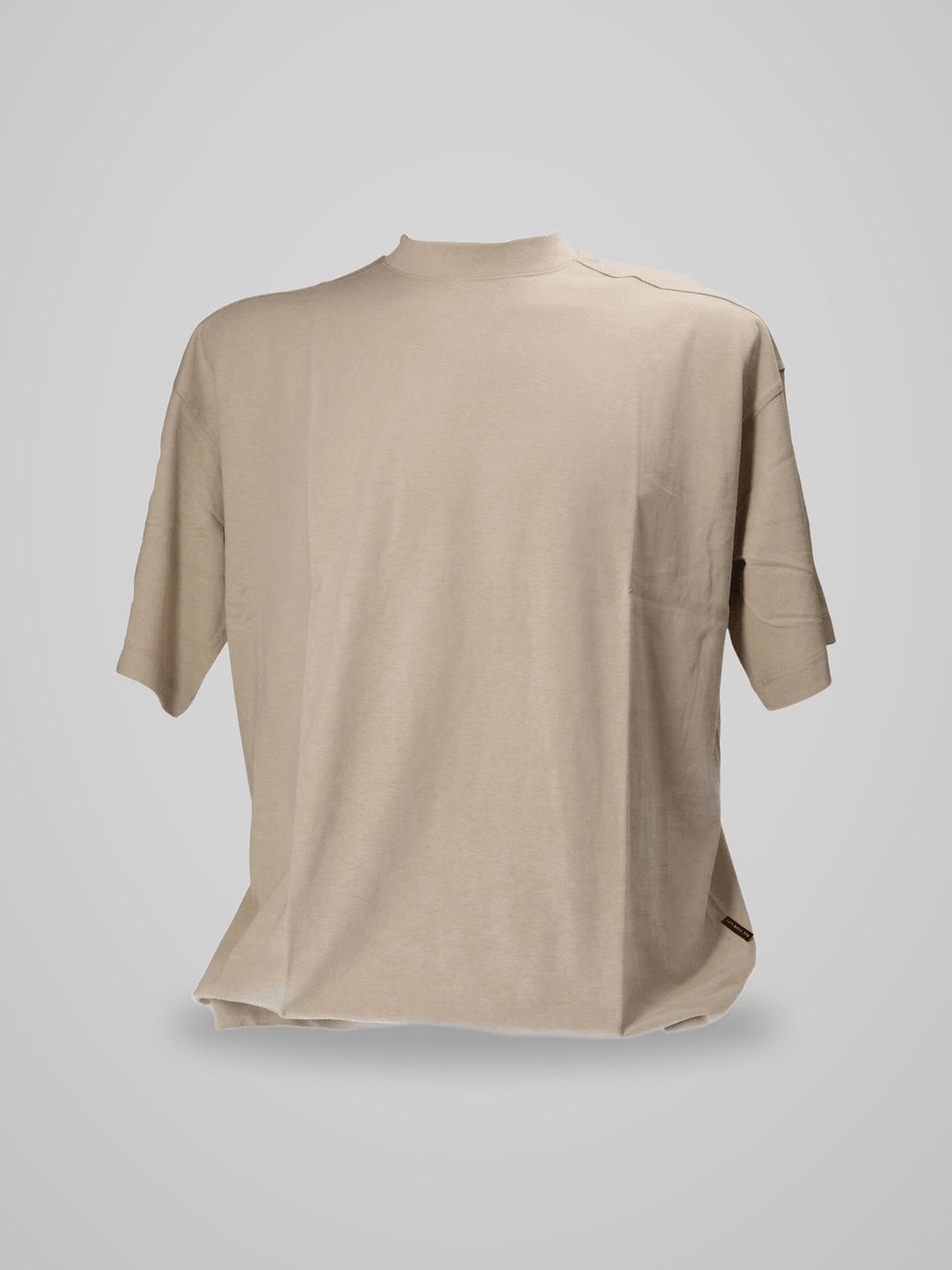 T-SHIRT TAGLIO BOXING - foto indossata