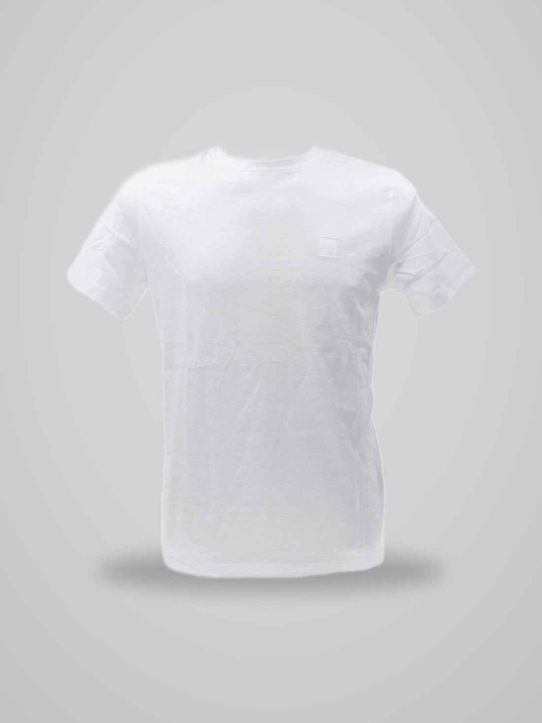 T-shirt TALES - foto indossata
