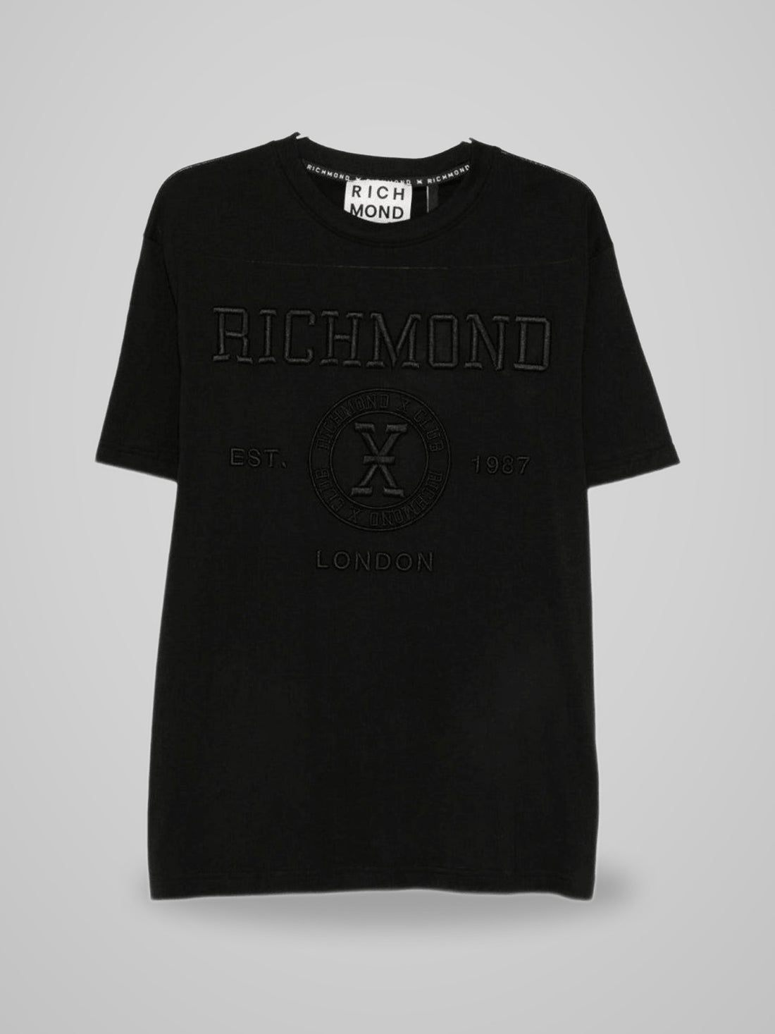 UMA25481TS T-SHIRT NEXI - foto indossata