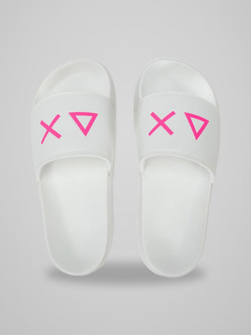 X36210 SLIPPERS LOGO