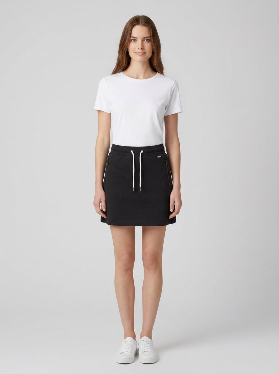 Minigonna Guess Regular Fit Elegante - foto indossata