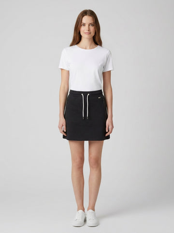Minigonna Guess Regular Fit Elegante - foto indossata