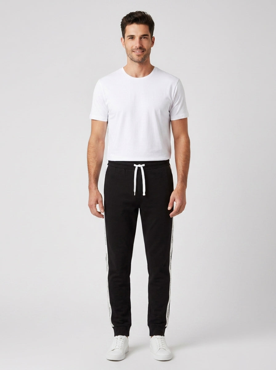 Jogger EA7 Emporio Armani Logo - foto indossata