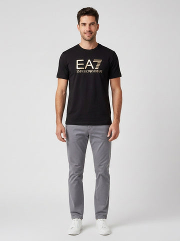 T-shirt Emporio Armani EA7 Maxi Logo - foto indossata
