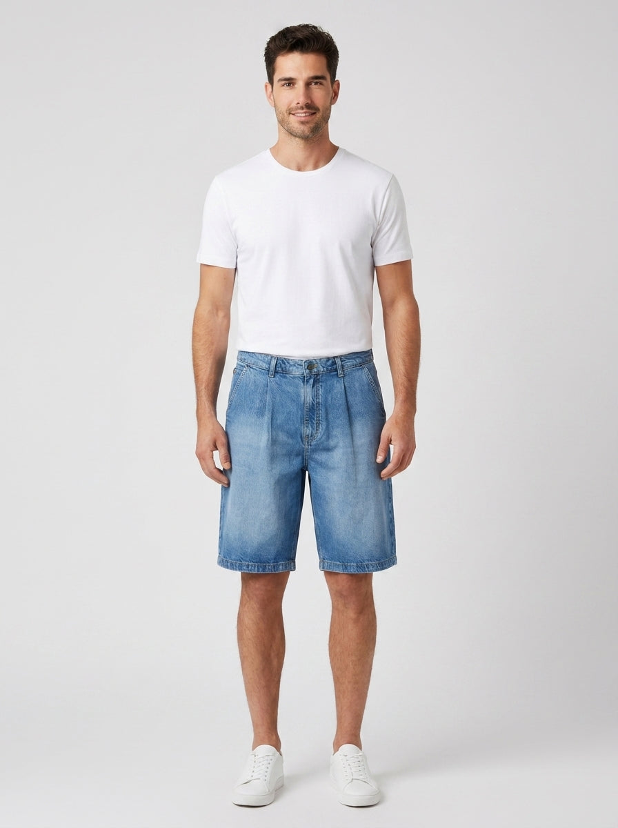 Bermuda Guess M6GD39D5M5V GJ BAGGY SHORT - foto indossata