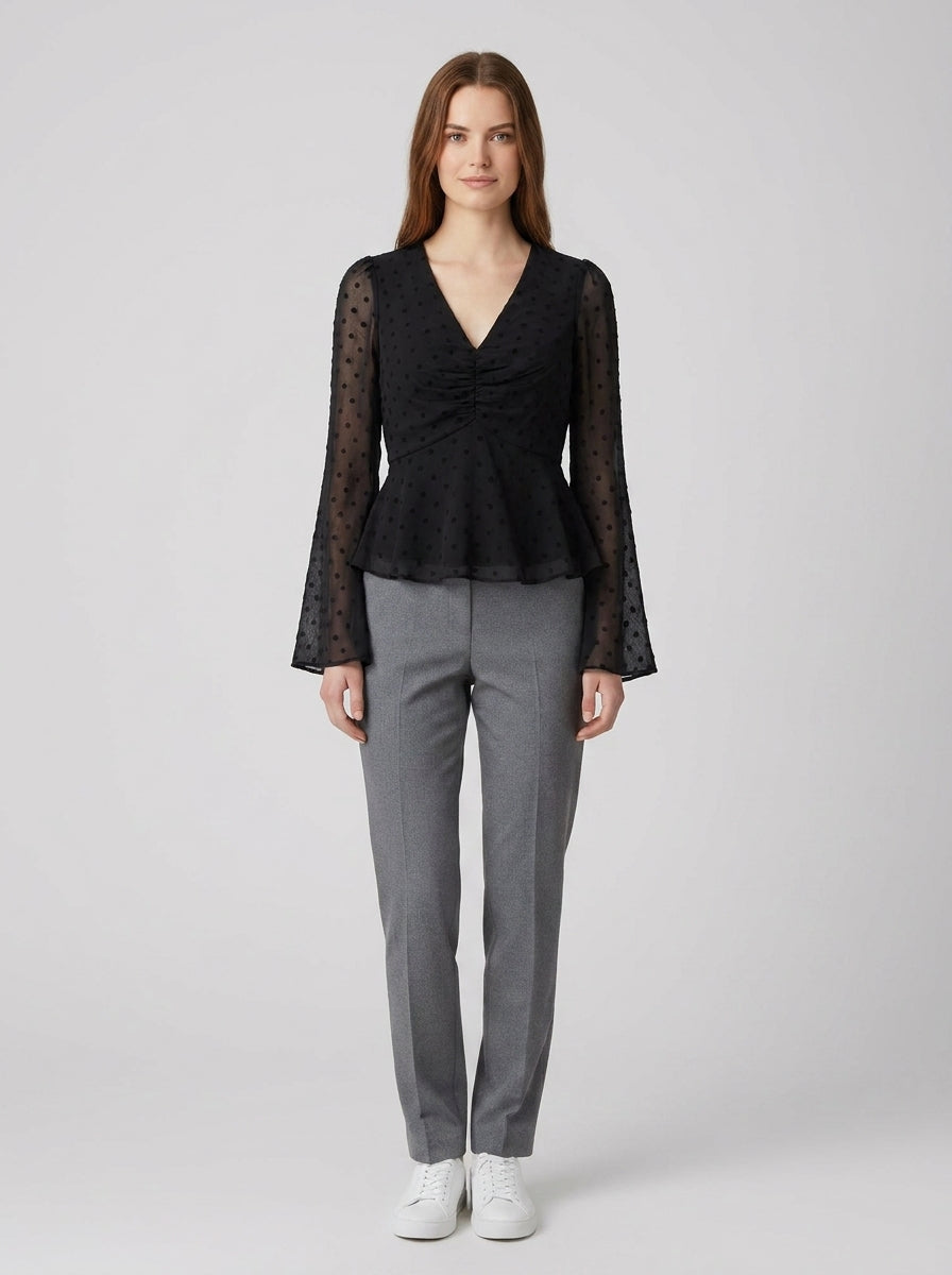Olympe Flare Sleeve Top - foto indossata