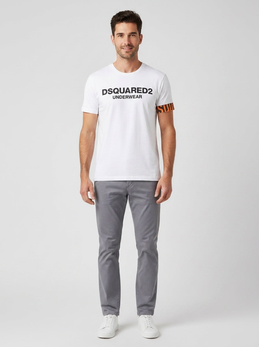 D9M3S6190 ROUND NECK T-SHIRT - foto indossata