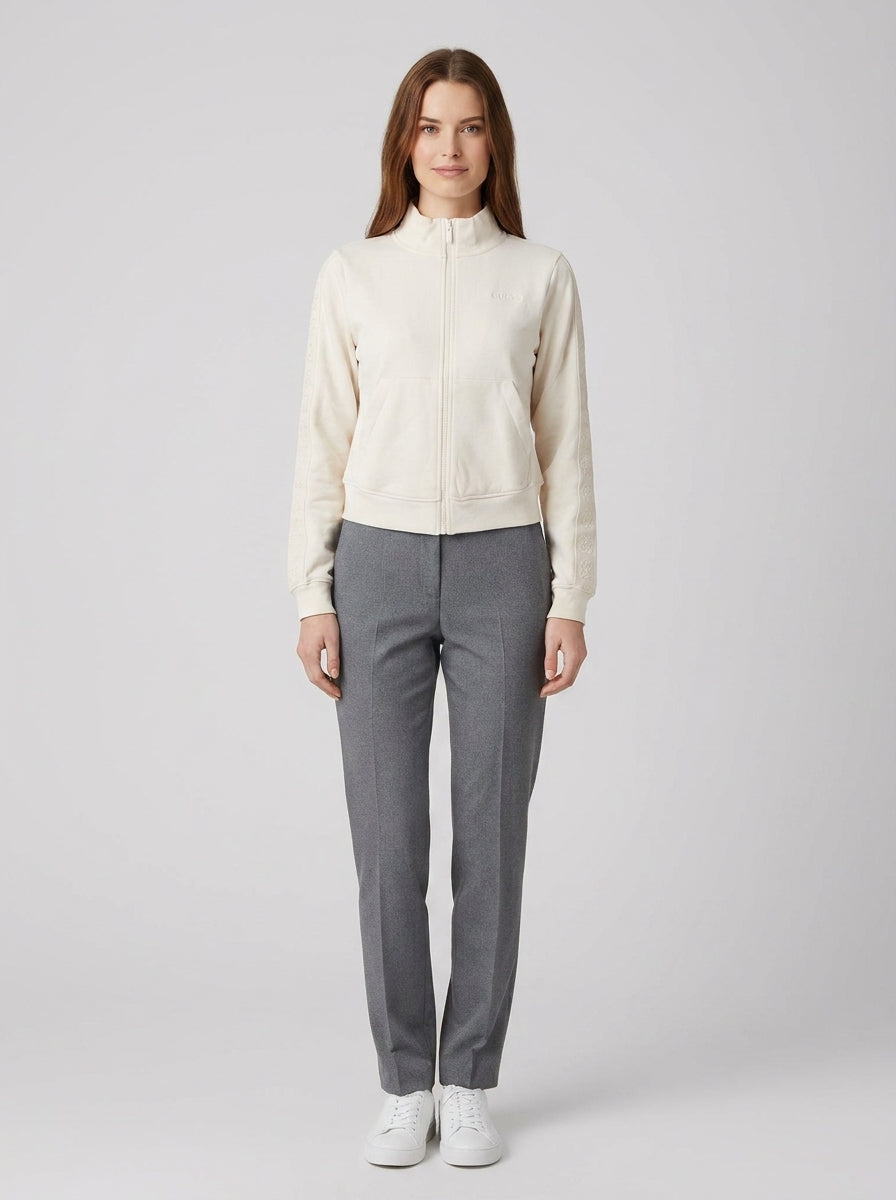Guess Felpa Stacie Full Zip Bianco - foto indossata