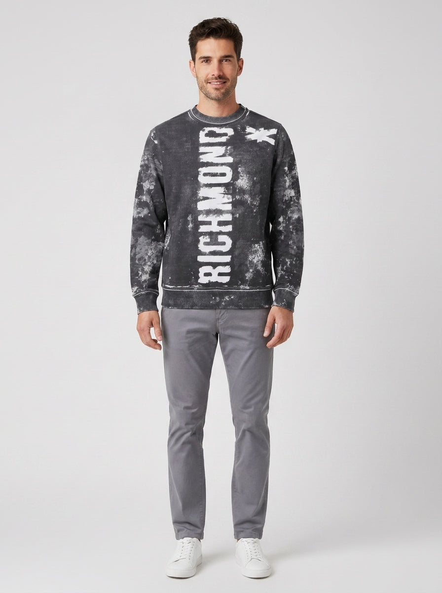 Felpe SWEATSHIRT URTEMI - foto indossata