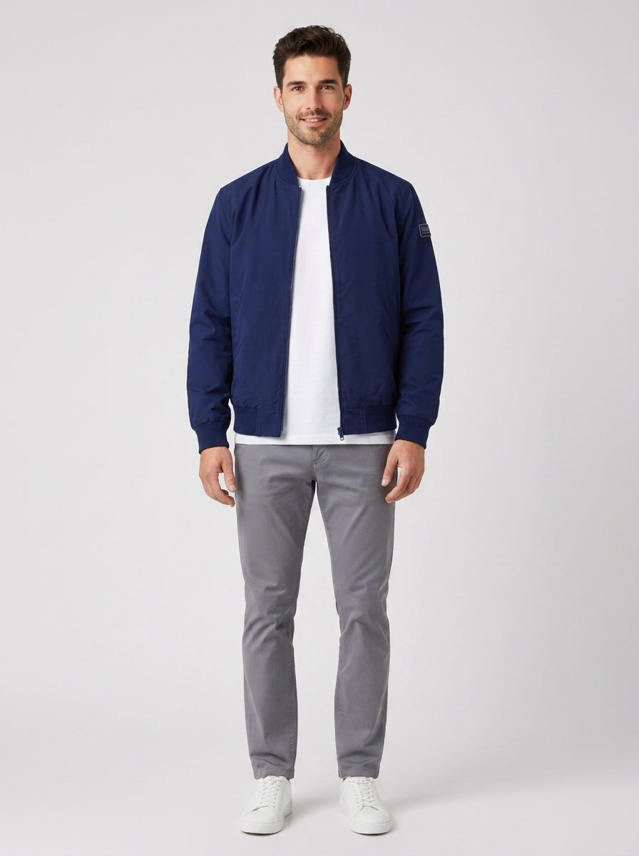 Giubbotti Guess M6RL09WJ362 STRETCH PACKABLE  BOMBER JACKET - foto indossata