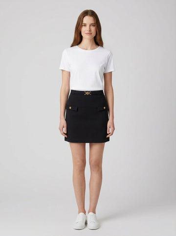 Gonna Chrissy Belted Mini Nera Guess - foto indossata