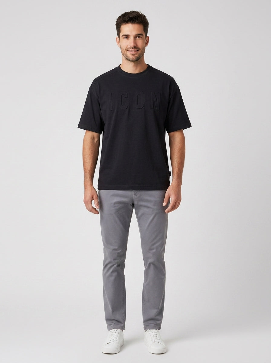 T-shirt Icon Cotone Logo Tono su Tono - foto indossata