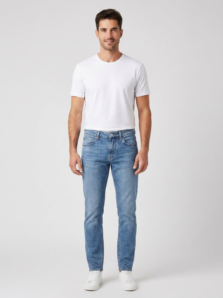 Jeans SLIM TAPERED - foto indossata