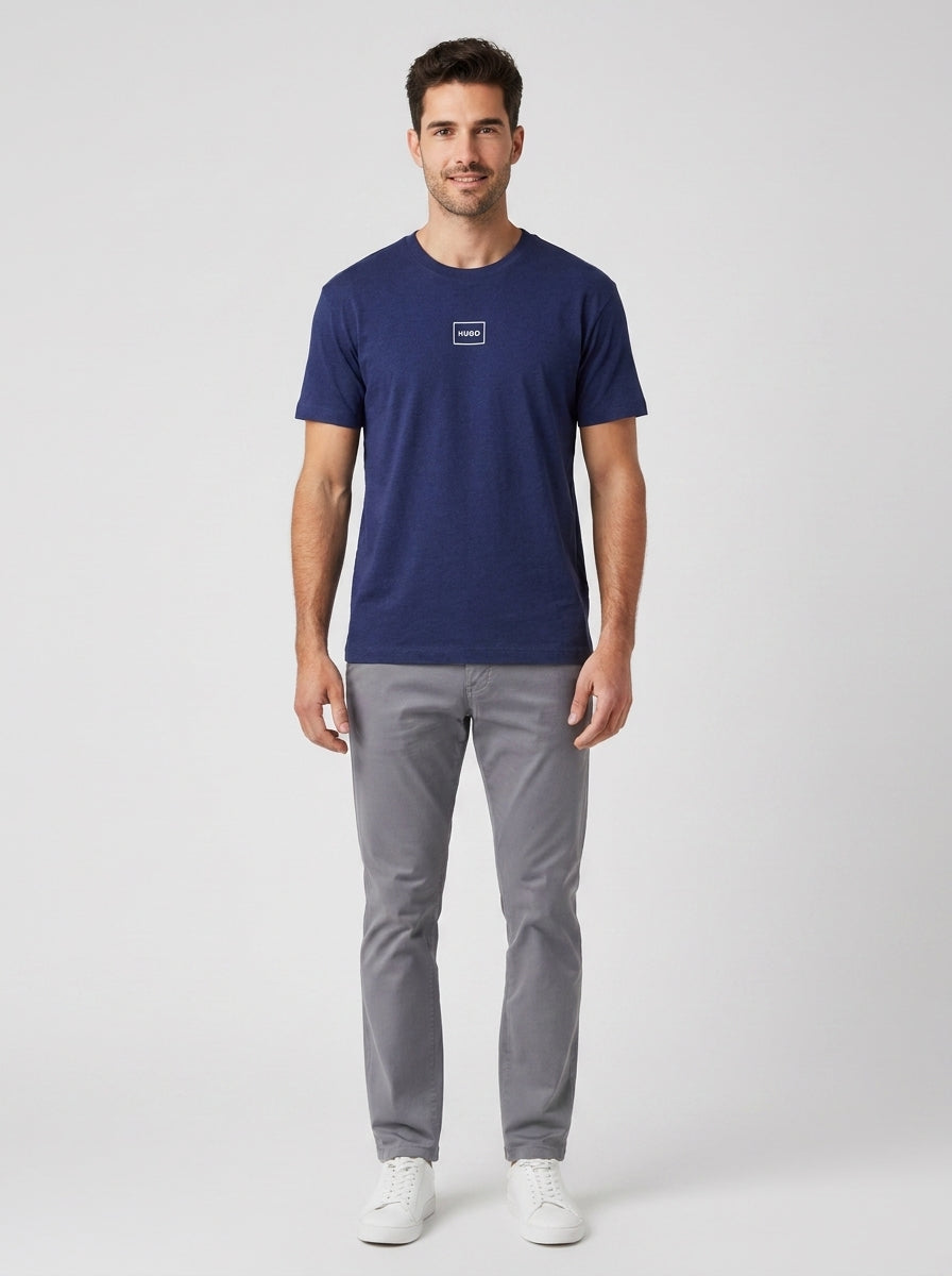T-shirt Hugo Laze Uomo Cotone Relaxed - foto indossata