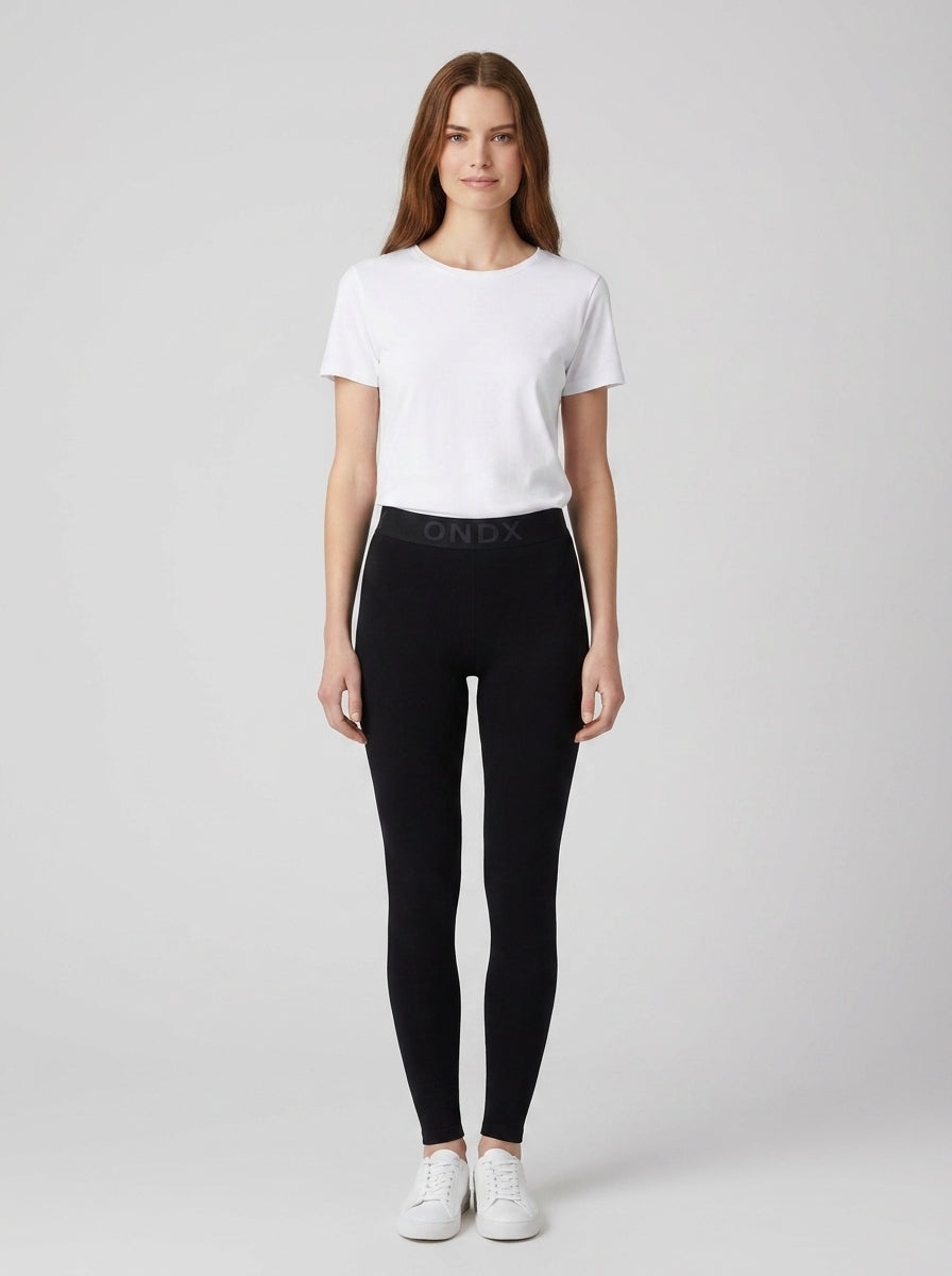 Leggins LEGGINGS LISAI - foto indossata