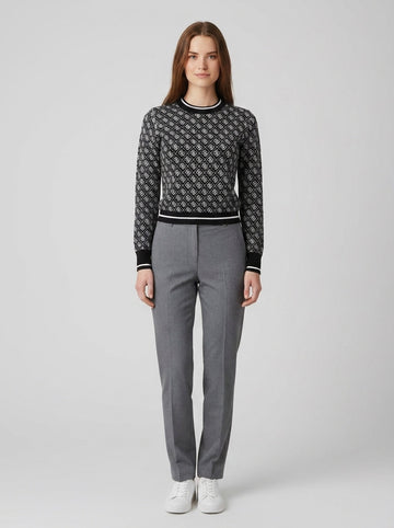 Maglione Guess 4G Nero Donna - foto indossata