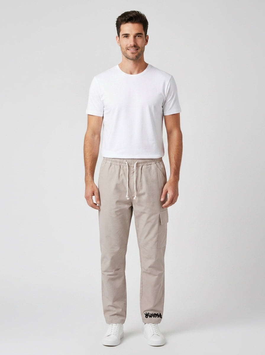 Pantaloni 24EDS54244 GABARDINE CARGO - foto indossata